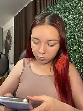 Snapshot of Karen18_boobs chatting on 17, 7, 2026 Karen18 boobs online show from 17, 7, 2026