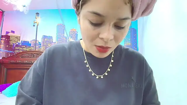 Snapshot of ESMERALDA-BLUE chatting on 18, 10, 2025 ESMERALDA-BLUE online show from 18, 10, 2025