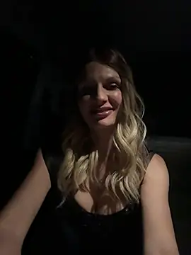 Isabella kiko online show from 7, 4, 2026