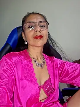 Snapshot of Natasha_50 chatting on 18, 12, 2025 Natasha 50 online show from 18, 12, 2025