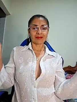 Natasha 50 online show from 23, 4, 2026