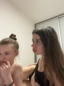 Regina Sweet054 online show from 23, 2, 2026