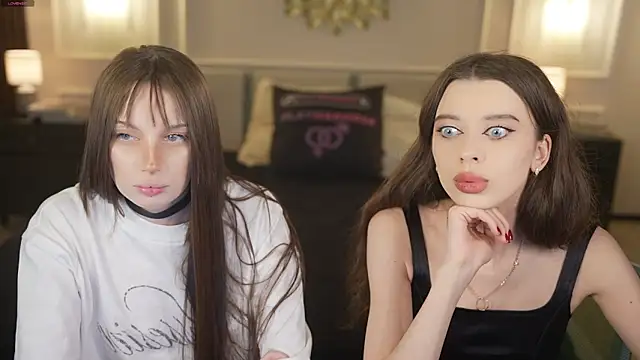 Regina Sweet054 online show from 17, 4, 2026