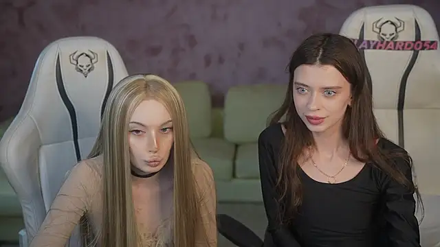 Regina Sweet054 online show from 12, 3, 2026