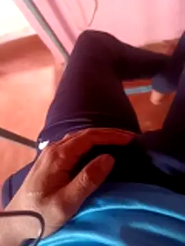 Hunter ind123 online show from 17, 12, 2025