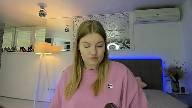 AshleyJoness online show from 16, 10, 2025