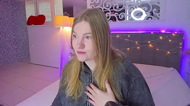 AshleyJoness online show from 14, 12, 2025