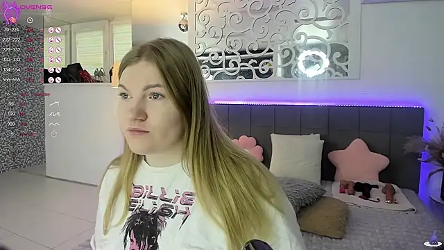 AshleyJoness online show from 18, 11, 2025