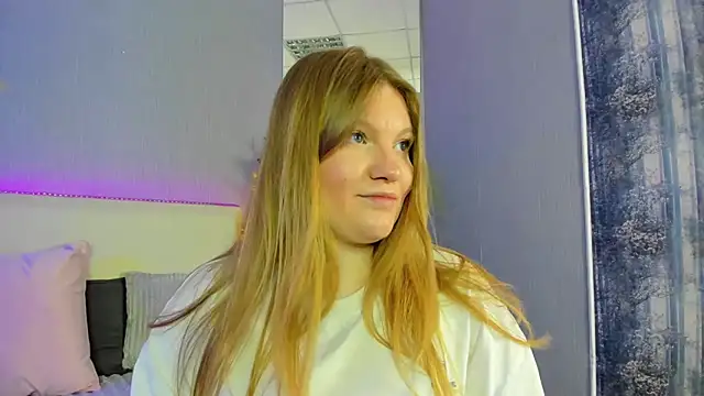 Snapshot of AshleyJoness chatting on 10, 5, 2026 AshleyJoness online show from 10, 5, 2026