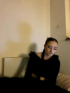 Tijara-im-Pyjama online show from 4, 12, 2025