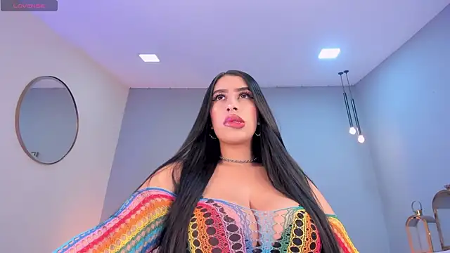 LeahLombardi  online show from 5, 12, 2025