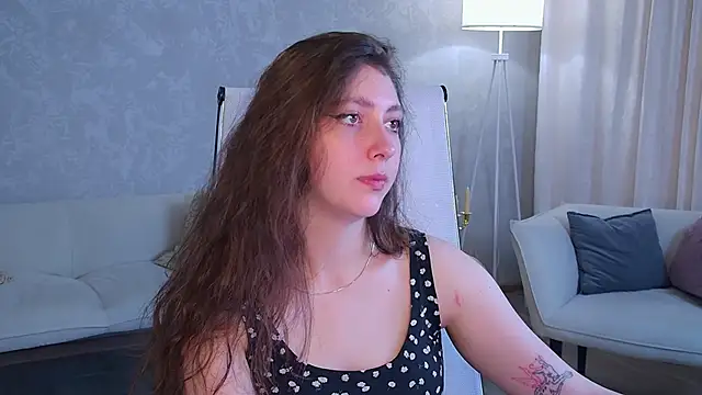 Mary Miiller online show from 27, 5, 2026