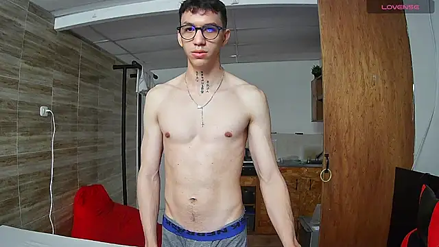 angelicious  online show from 30, 9, 2025
