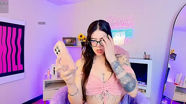 Alice Vixen online show from 2, 5, 2026