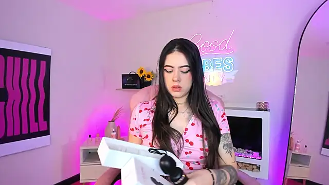 Alice Vixen online show from 28, 3, 2026