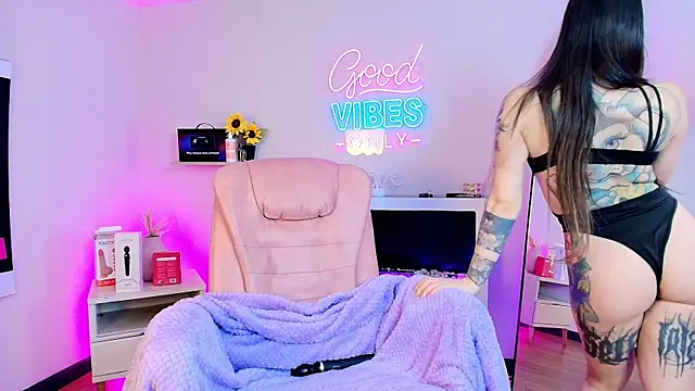 Alice Vixen online show from 21, 4, 2026