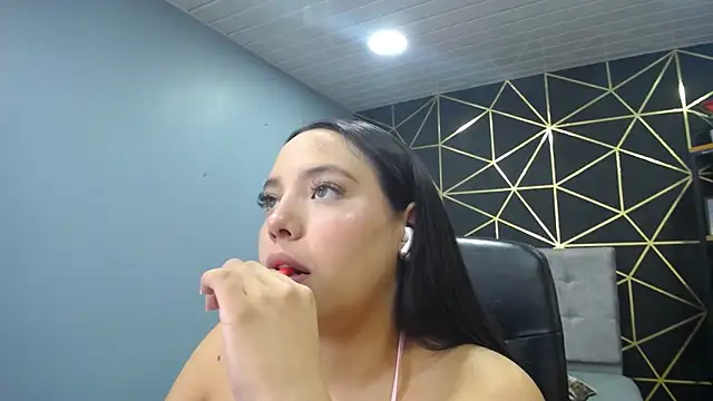 Vanesa Velle online show from 6, 10, 2025