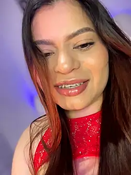 Yaqui elle online show from 25, 2, 2026