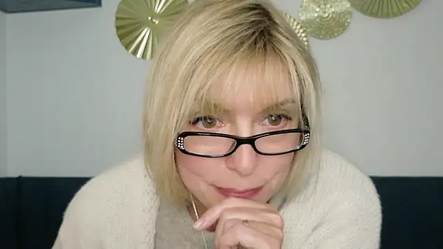 ClassyNAWTYBritMILF online show from 7, 11, 2025