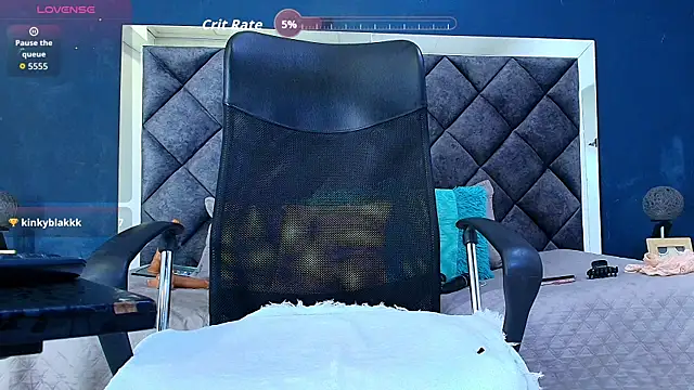 Snapshot of ebony__jheim chatting on 15, 11, 2025 ebony jheim online show from 15, 11, 2025