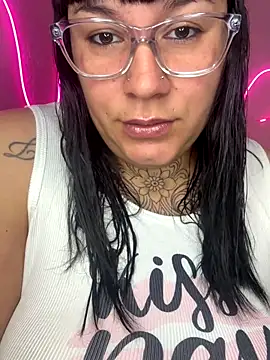 Snapshot of valen1891 chatting on 14, 10, 2025 valen1891 online show from 14, 10, 2025