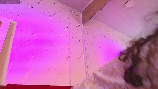 samanthaThoms online show from 26, 2, 2026