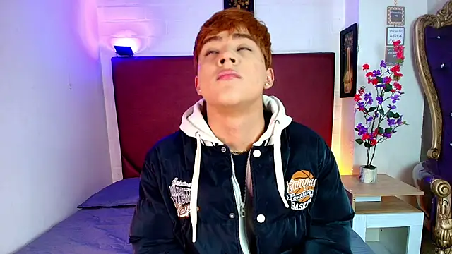Snapshot of Lucass_love chatting on 7, 6, 2026 Lucass love online show from 7, 6, 2026