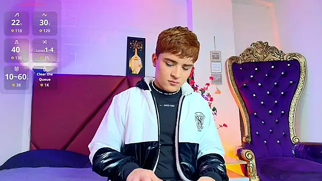 Snapshot of Lucass_love chatting on 6, 5, 2026 Lucass love online show from 6, 5, 2026