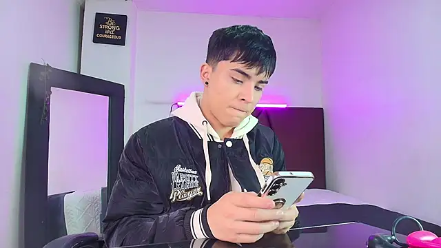 Lucass love online show from 11, 10, 2025