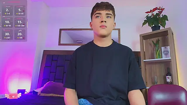 Lucass love online show from 12, 2, 2026