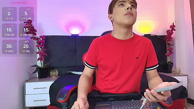 Snapshot of Lucass_love chatting on 29, 5, 2026 Lucass love online show from 29, 5, 2026