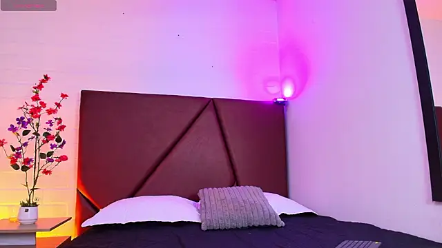 Lucass love online show from 15, 3, 2026