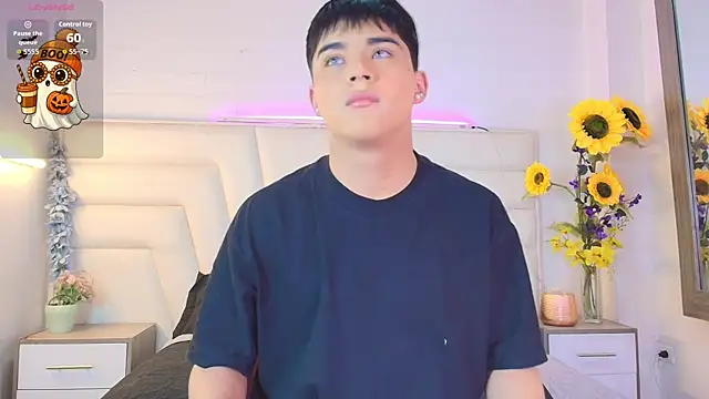 Lucass love online show from 8, 11, 2025