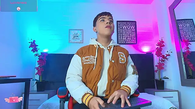 Lucass love online show from 15, 2, 2026