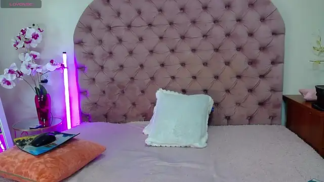  Agata  online show from 19, 2, 2026