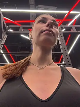 Amelie Crosby online show from 16, 7, 2026
