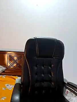 Bristy- online show from 8, 3, 2026