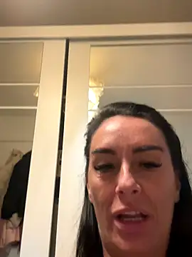 Islaymae gilf online show from 13, 9, 2025