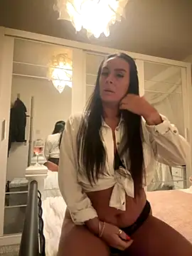 Islaymae gilf online show from 4, 10, 2025