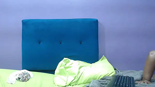 NaughtyChubbyZoe online show from 11, 11, 2025