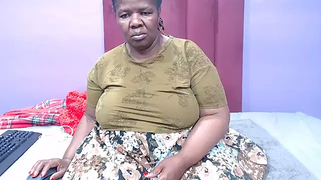 NaughtyChubbyZoe online show from 18, 9, 2025