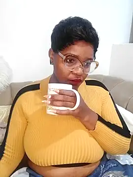 ChubbyBitch26 online show from 26, 6, 2026