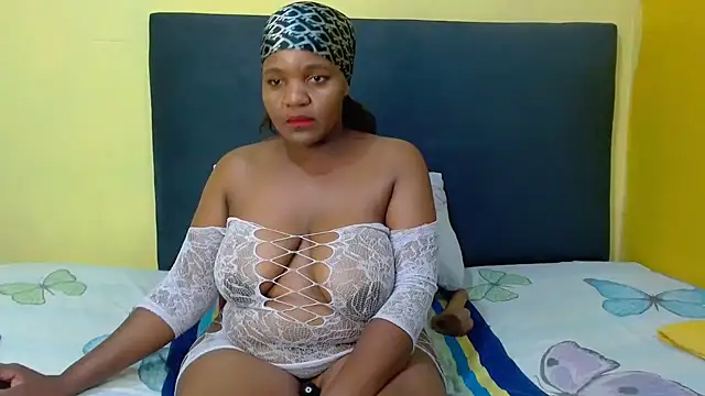 ChubbyBitch26 online show from 13, 3, 2026