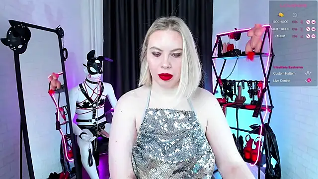 Snapshot of Anna_Maxwell chatting on 27, 11, 2025 Anna Maxwell online show from 27, 11, 2025