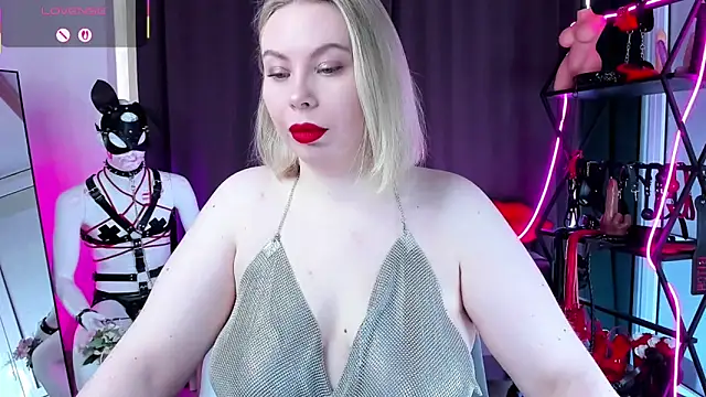 Snapshot of Anna_Maxwell chatting on 25, 4, 2026 Anna Maxwell online show from 25, 4, 2026