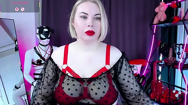 Snapshot of Anna_Maxwell chatting on 18, 5, 2026 Anna Maxwell online show from 18, 5, 2026