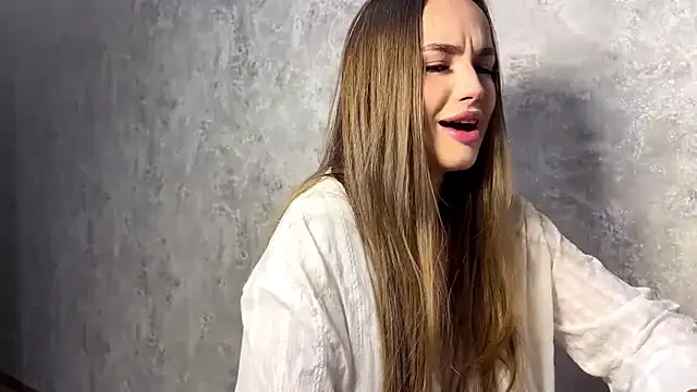 Snapshot of LushMira chatting on 11, 11, 2025 LushMira online show from 11, 11, 2025