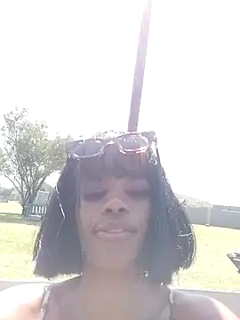 DojaBoootie online show from 3, 12, 2025