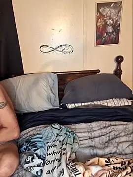 Shy Naughty Girl online show from 17, 10, 2025