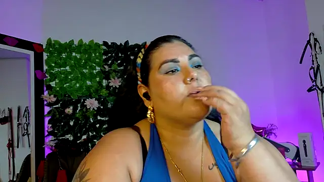 Snapshot of AndreaKinky chatting on 27, 5, 2026 AndreaKinky online show from 27, 5, 2026